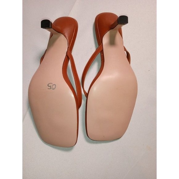 Wet Kiss Size 8‎ Thong Sandal Heels 3" BRAND NEW - Picture 3 of 6